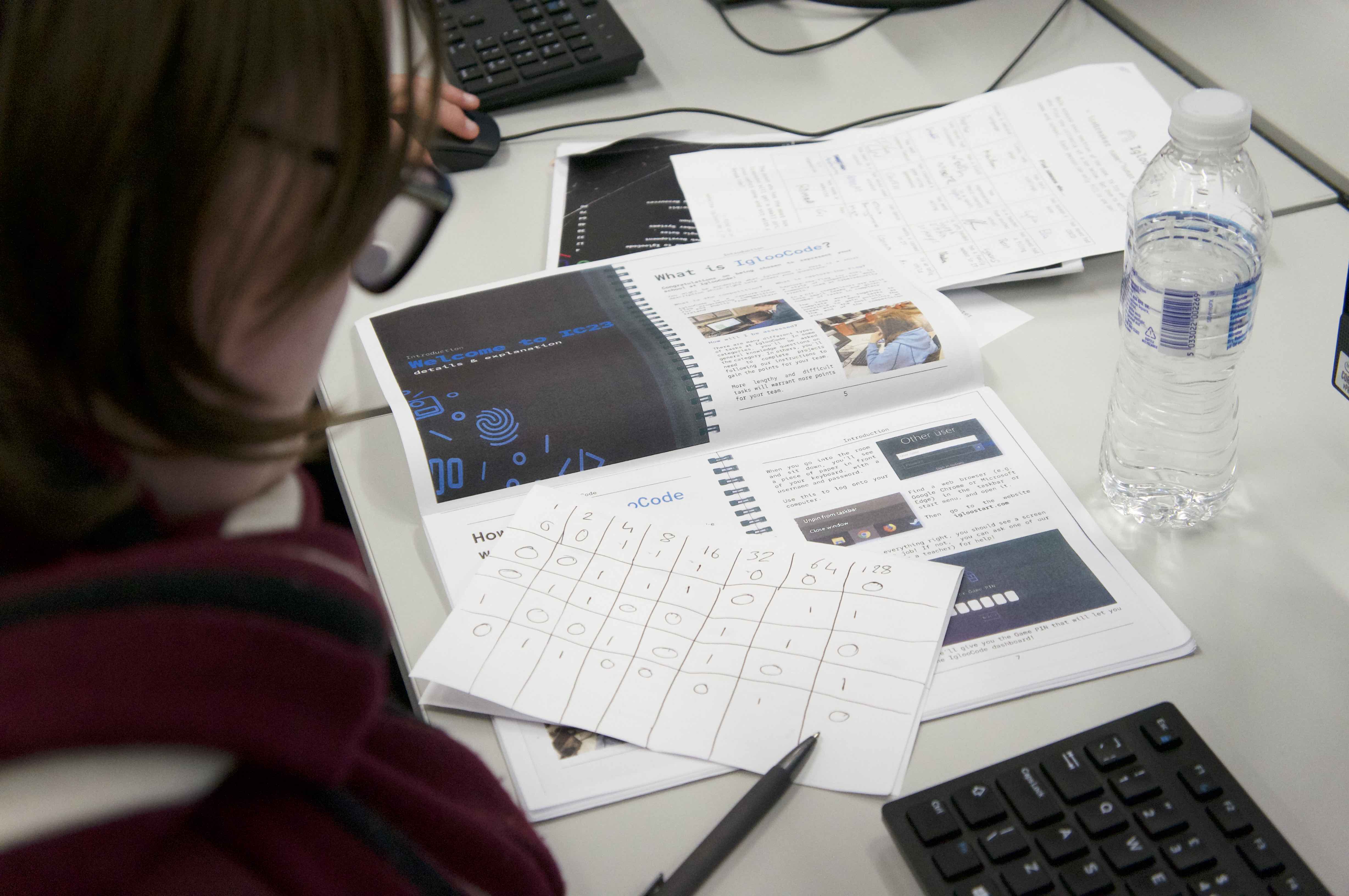 Students collaborating at IglooCode